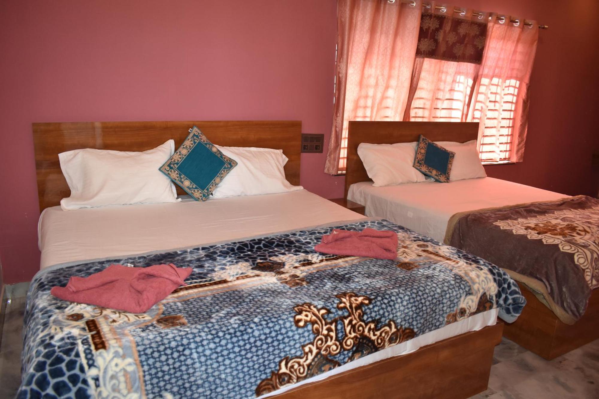 Manoj Homestay Hampi Bagian luar foto