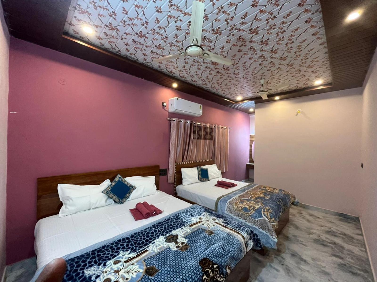 Manoj Homestay Hampi Bagian luar foto